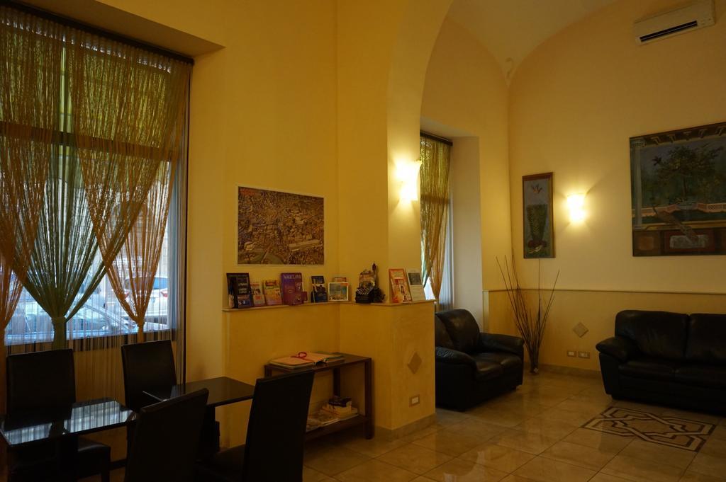 Hotel Maryelen Рим Экстерьер фото