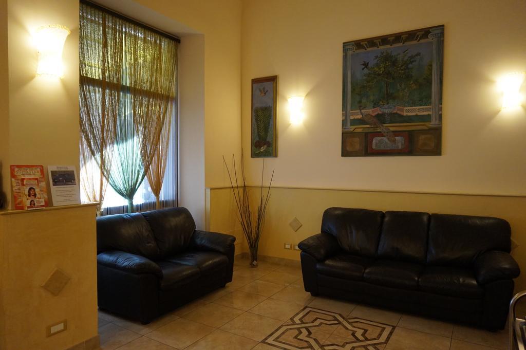 Hotel Maryelen Рим Экстерьер фото