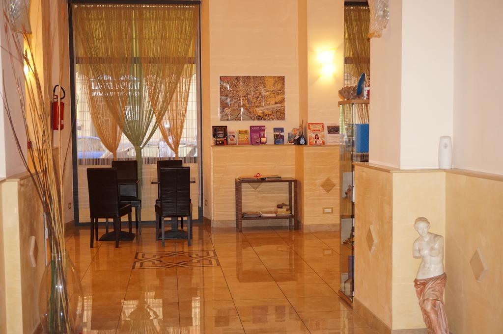 Hotel Maryelen Рим Экстерьер фото