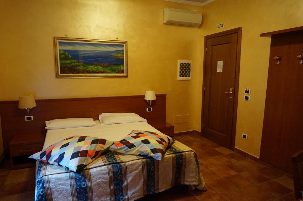 Hotel Maryelen Рим Номер фото