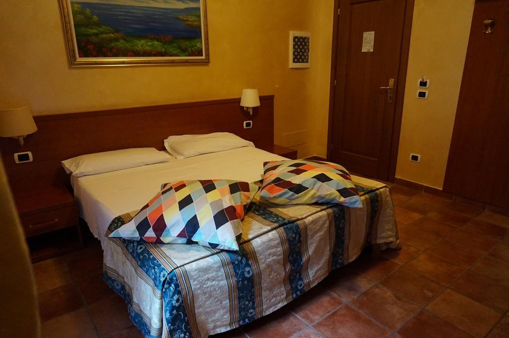 Hotel Maryelen Рим Номер фото