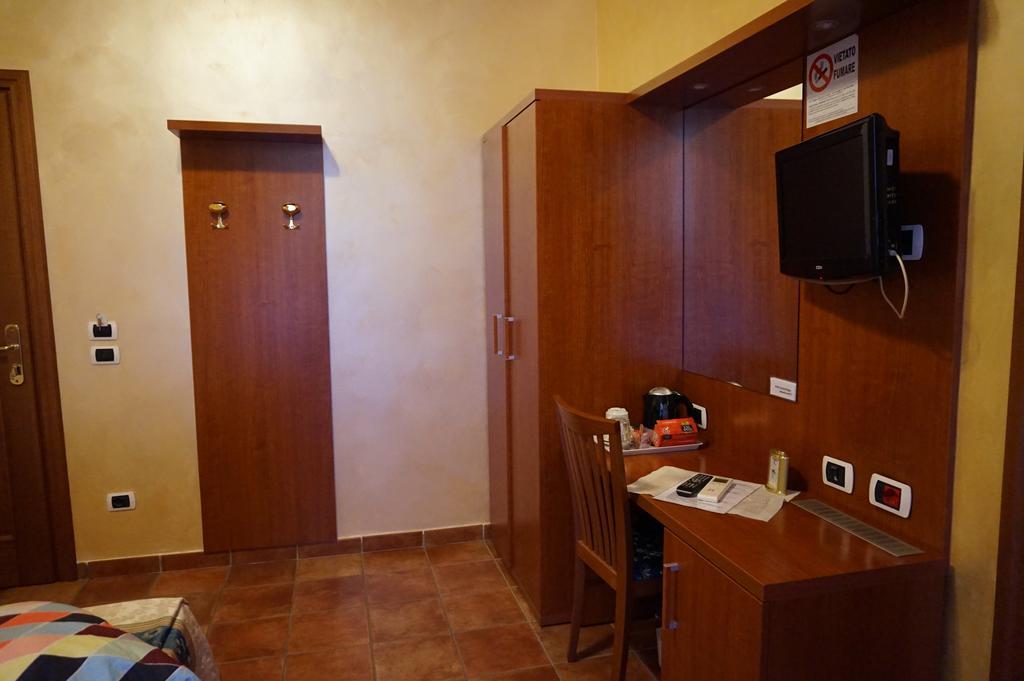 Hotel Maryelen Рим Номер фото